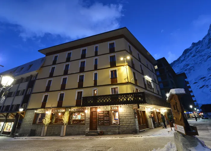 Art Hotel Grivola Breuil-Cervinia